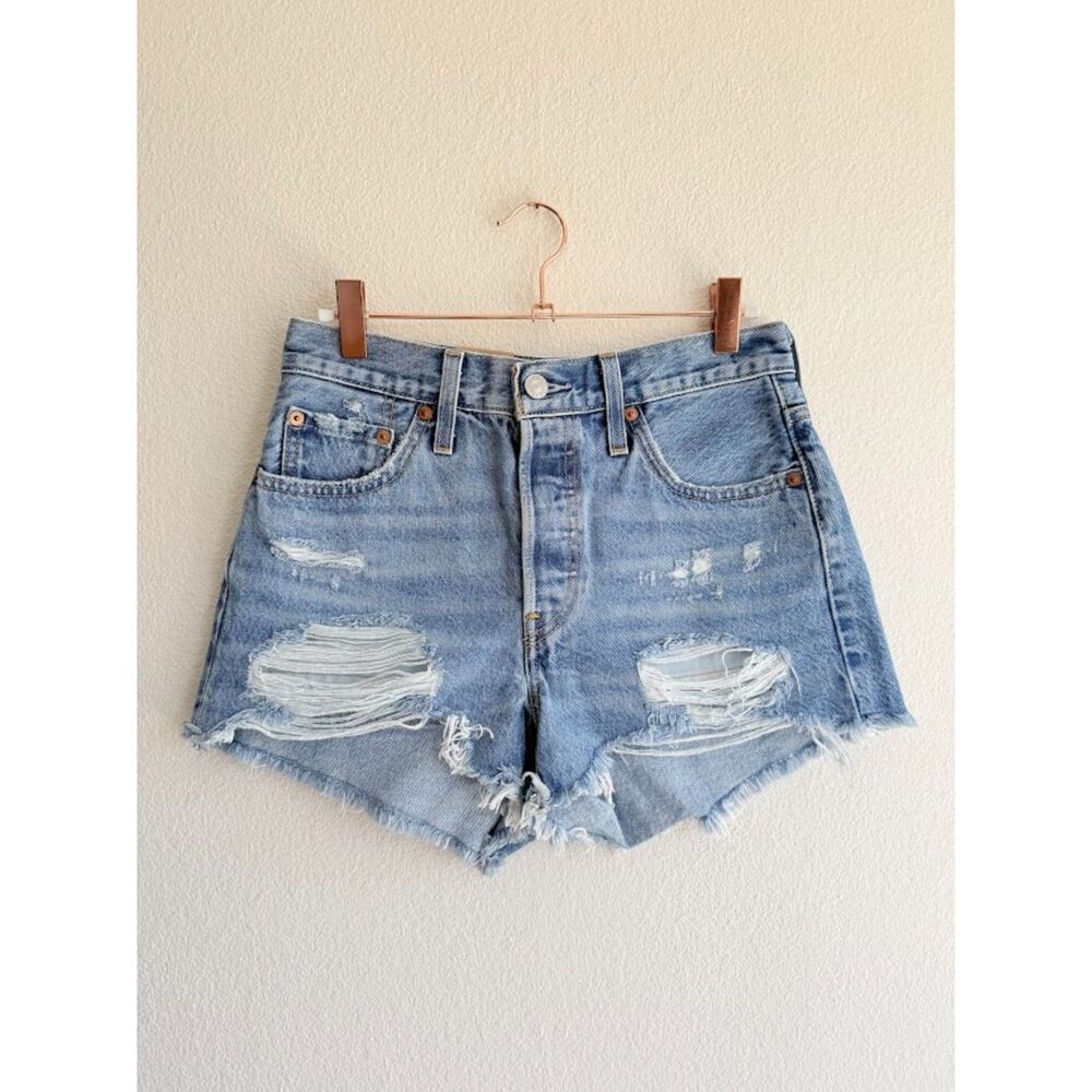 Levi's 501 Original Distressed High Rise Denim Shorts in Quiet Riot size 25 NWT